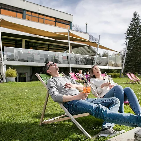 Arcotel Nike - An Der Donau Hotel 4*