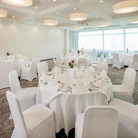 Arcotel Nike - An Der Donau Hotel 4*