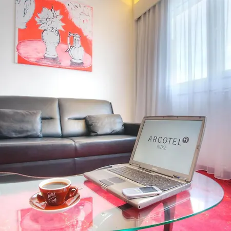 Отель Arcotel Nike 4*