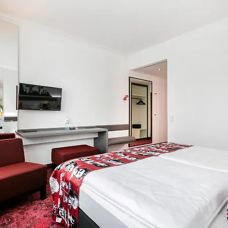 Arcotel Nike Отель 4*
