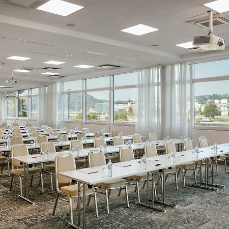 Arcotel Nike Готель