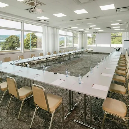 Arcotel Nike Готель